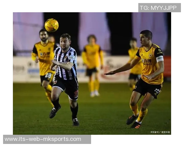 英超激战狼队迎战伯恩利双方争夺关键三分展现实力对决